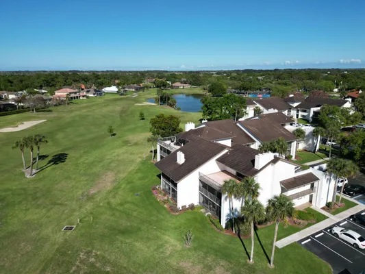 Property Slideshow image 3 of 83 | 3500 twin lakes ter 206, Fort Pierce, FL, 34951