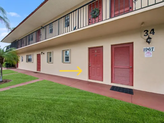 Property Slideshow image 2 of 25 | 1967 sw palm city rd 34c, Stuart, FL, 34994