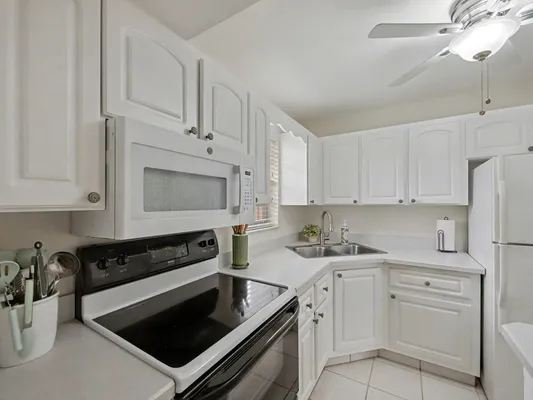 Property Slideshow image 3 of 24 | 1967 sw palm city rd 34c, Stuart, FL, 34994