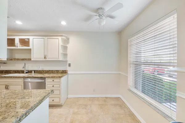 Property Slideshow image 3 of 21 | 1020 citrus way 101, Delray Beach, FL, 33445