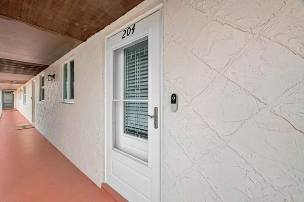 Property Slideshow image 2 of 44 | 12022 w greenway dr 204, Royal Palm Beach, FL, 33411