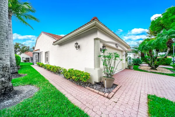 Property Slideshow image 2 of 49 | 6168 caladium rd, Delray Beach, FL, 33484