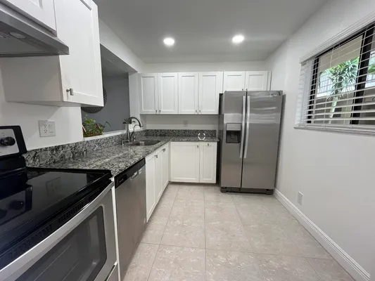 Property Slideshow image 3 of 24 | 5160 las verdes cir 222, Delray Beach, FL, 33484