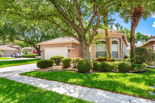 Property Slideshow image 3 of 54 | 9740 donato way, Lake Worth, FL, 33467