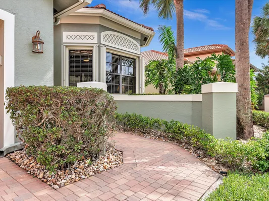 Property Slideshow image 2 of 69 | 9577 isles cay dr, Delray Beach, FL, 33446
