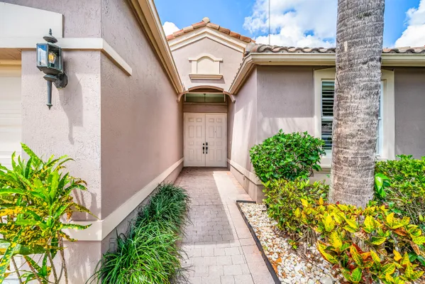 Property Slideshow image 3 of 51 | 9989 torino dr, Lake Worth, FL, 33467