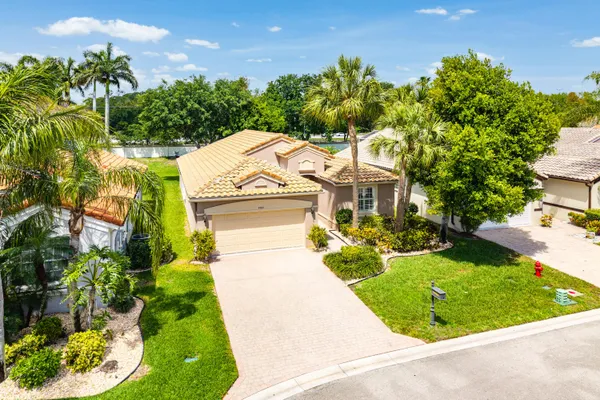 Property Slideshow image 2 of 51 | 9989 torino dr, Lake Worth, FL, 33467