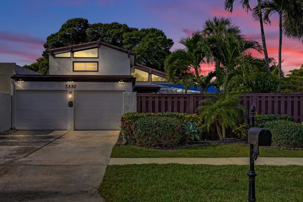 Property Slideshow image 2 of 93 | 5330 stonybrook dr, Boynton Beach, FL, 33437