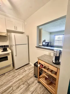 Property Slideshow image 3 of 35 | 65 suffolk b b, Boca Raton, FL, 33434