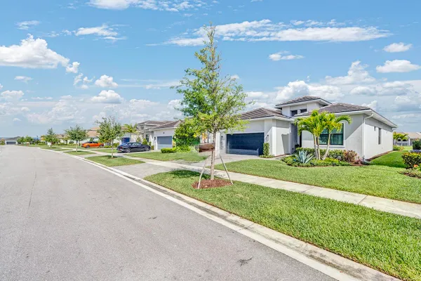 Property Slideshow image 3 of 68 | 15647 merritt dr, Westlake, FL, 33470