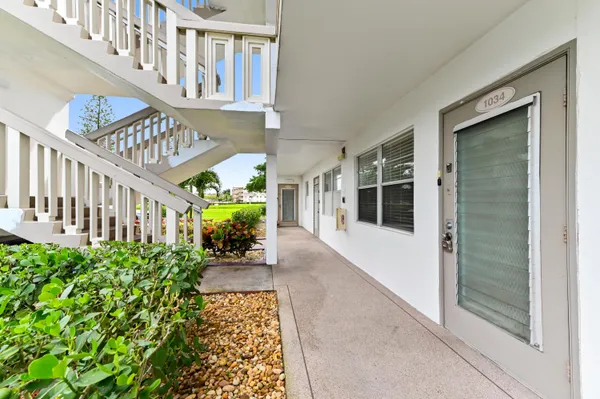 Property Slideshow image 3 of 24 | 1034 rexford b b, Boca Raton, FL, 33434