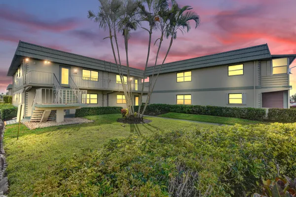 Property Slideshow image 3 of 57 | 505 monaco k k, Delray Beach, FL, 33446