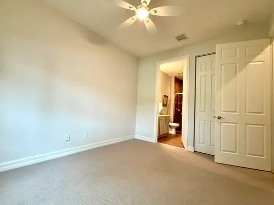 Property Slideshow image 3 of 22 | 6525 oxford cir 103, Vero Beach, FL, 32966