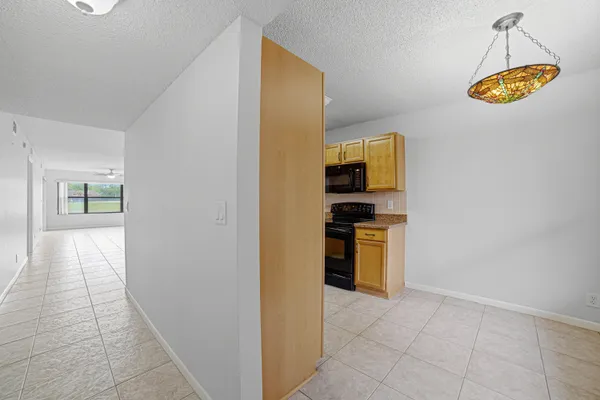 Property Slideshow image 2 of 30 | 4702 e lucerne lakes blvd blvd 103, Lake Worth, FL, 33467