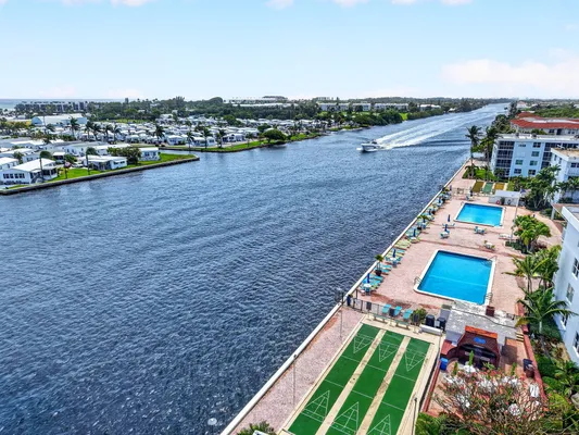 Property Slideshow image 3 of 36 | 2016 s federal hwy e309, Boynton Beach, FL, 33435