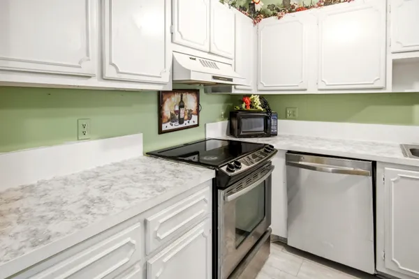 Property Slideshow image 2 of 22 | 2501 red hibiscus blvd 201, Delray Beach, FL, 33445
