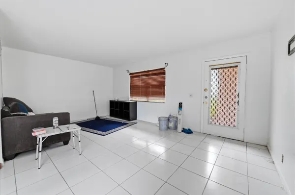 Property Slideshow image 3 of 17 | 343 capri h, Delray Beach, FL, 33484