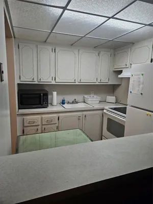 Property Slideshow image 2 of 47 | 82 tilford d 82, Deerfield Beach, FL, 33442