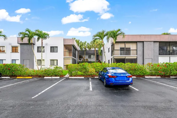 Property Slideshow image 2 of 53 | 15054 ashland way 102, Delray Beach, FL, 33484