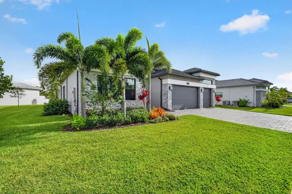 Property Slideshow image 2 of 57 | 11185 white balsam ave, Boynton Beach, FL, 33473