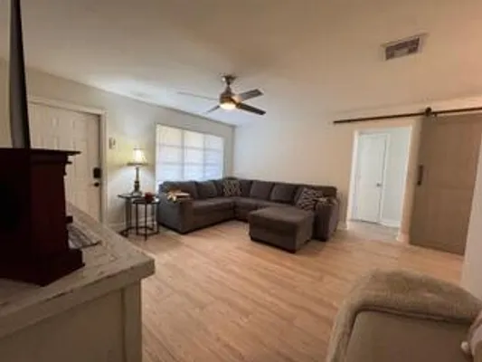Property Slideshow image 2 of 21 | 4919 nw 47th ter, Tamarac, FL, 33319
