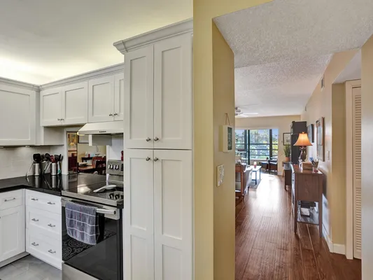 Property Slideshow image 3 of 43 | 6080 n sabal palm blvd 305, Tamarac, FL, 33319