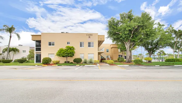 Property Slideshow image 2 of 27 | 525 capri k k, Delray Beach, FL, 33484
