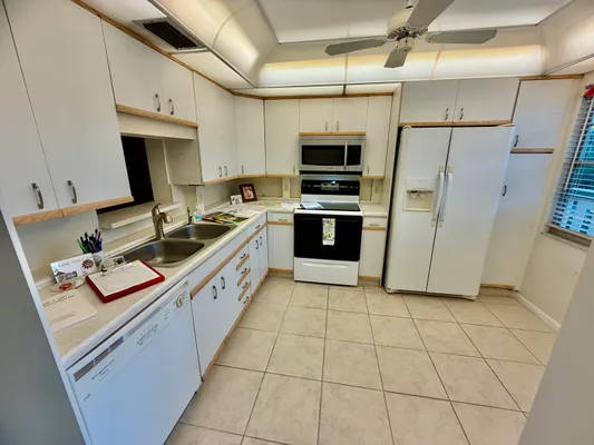 Property Slideshow image 2 of 78 | 2901 victoria cir d2, Coconut Creek, FL, 33066