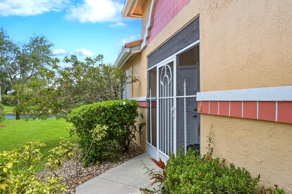 Property Slideshow image 2 of 58 | 12658 crystal pointe dr a, Boynton Beach, FL, 33437