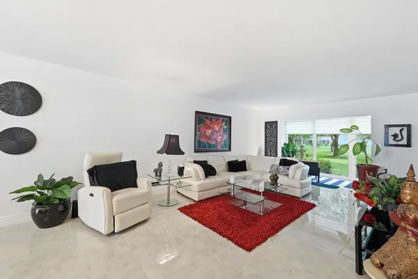 Property Slideshow image 3 of 40 | 2403 antigua cir m1, Coconut Creek, FL, 33066