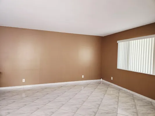 Property Slideshow image 3 of 17 | 15217 lakes of delray blvd 87, Delray Beach, FL, 33484
