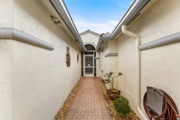 Property Slideshow image 3 of 45 | 8335 duomo cir, Boynton Beach, FL, 33472