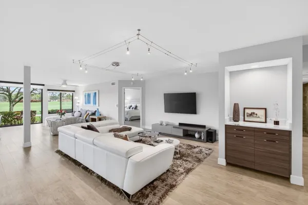 Property Slideshow image 2 of 89 | 7473 victory ln, Delray Beach, FL, 33446