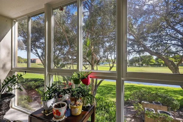 Property Slideshow image 2 of 27 | 901 sw 128th ter 211a, Pembroke Pines, FL, 33027