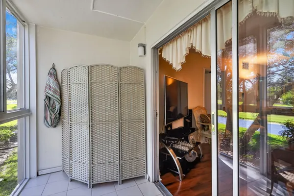 Property Slideshow image 3 of 27 | 901 sw 128th ter 211a, Pembroke Pines, FL, 33027