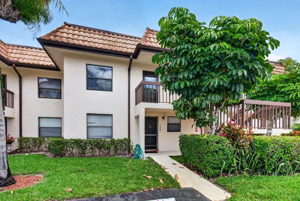 Property Slideshow image 2 of 57 | 7245 golf colony ct 205, Lake Worth, FL, 33467