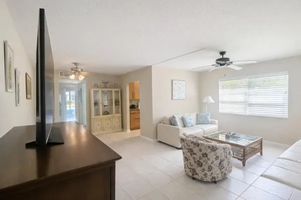Property Slideshow image 2 of 32 | 216 andover i i, West Palm Beach, FL, 33417