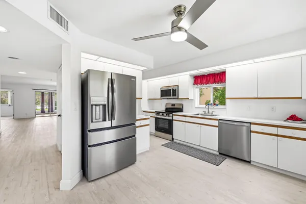 Property Slideshow image 2 of 68 | 1602 abaco dr k2, Coconut Creek, FL, 33066