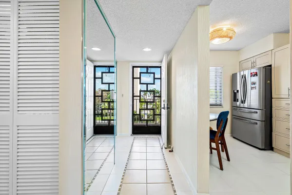 Property Slideshow image 3 of 47 | 6065 pointe regal cir, Delray Beach, FL, 33484