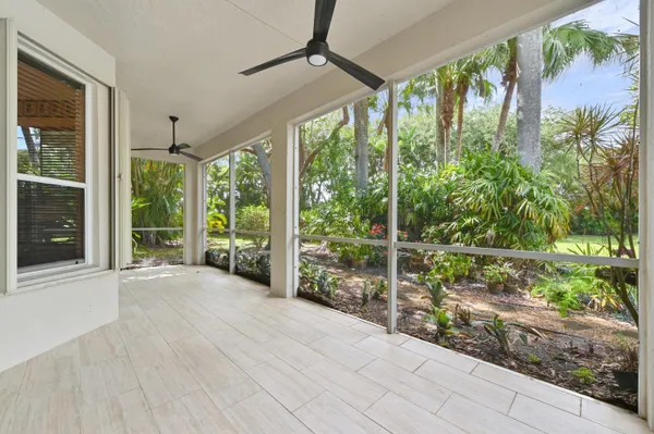 Property Slideshow image 2 of 32 | 6439 pebble creek way, Boynton Beach, FL, 33437