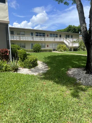 Property Slideshow image 2 of 26 | 52 dorchester, West Palm Beach, FL, 33417