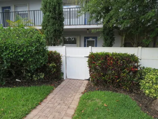Property Slideshow image 3 of 33 | 14723 cumberland dr 1060, Delray Beach, FL, 33446