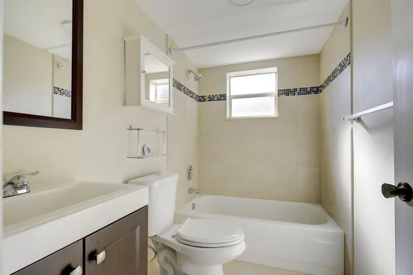 Property Slideshow image 3 of 24 | 188 piedmont 188, Delray Beach, FL, 33484