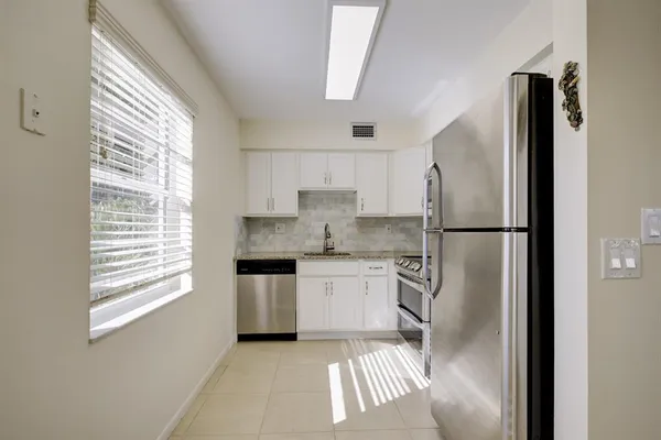 Property Slideshow image 2 of 24 | 188 piedmont 188, Delray Beach, FL, 33484