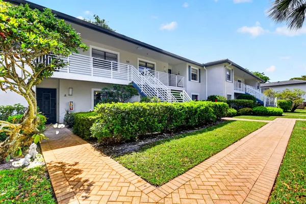 Property Slideshow image 3 of 79 | 10 southport ln a, Boynton Beach, FL, 33436
