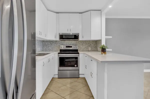 Property Slideshow image 2 of 22 | 265 preston g way 265, Boca Raton, FL, 33434