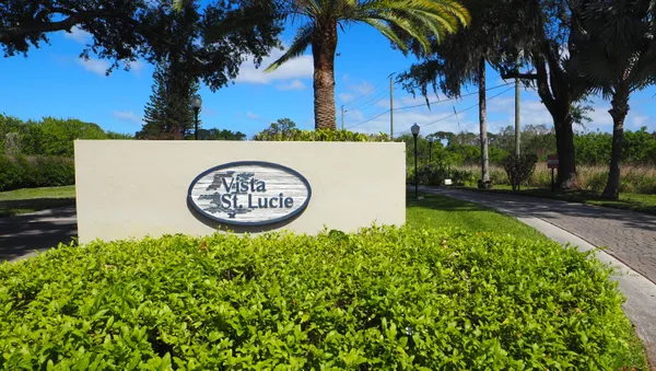 Property Slideshow image 2 of 30 | 28 lake vista trl 104, Port St. Lucie, FL, 34952