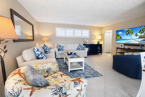 Property Slideshow image 2 of 36 | 9 colonial club dr 202, Boynton Beach, FL, 33435