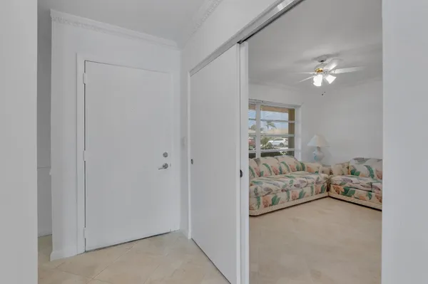 Property Slideshow image 3 of 43 | 8829 bella vista dr 282, Boca Raton, FL, 33433