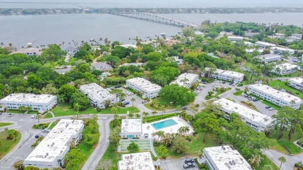 Property Slideshow image 2 of 54 | 2929 se ocean blvd 134-3, Stuart, FL, 34996